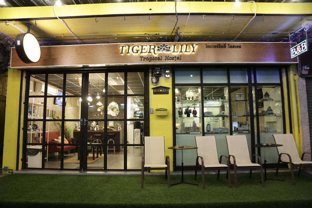 Tiger Lily Hostel 방콕 외부 사진